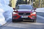 Volvo V60 D4 Cross Country 2018 года (WW)